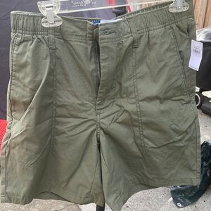 Old Navy army green shorts